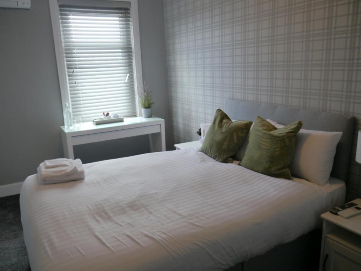 בלשיל Caledonian Rooms מראה חיצוני תמונה
