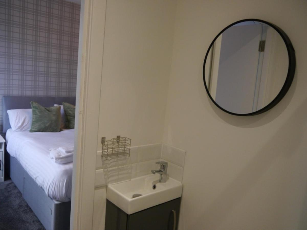 בלשיל Caledonian Rooms מראה חיצוני תמונה